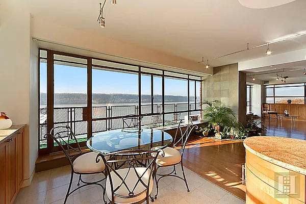 Sold by Halstead Real Estate | media 2