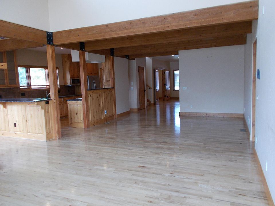 2nd image of 103 Turnberry Dr