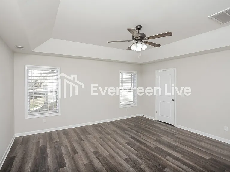 57 Easington Ct — Photo 10