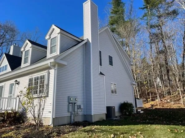 4 Wingate Lane #4, Dover, NH 03820