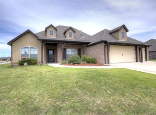 6841 E 144th St N, Collinsville, OK 74021