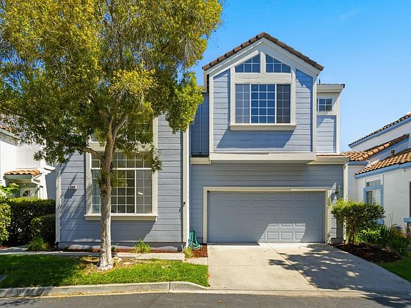 2nd image of 2325 De Varona Pl