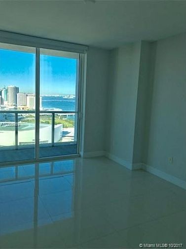 2nd image of 244 Biscayne Blvd APT 3706