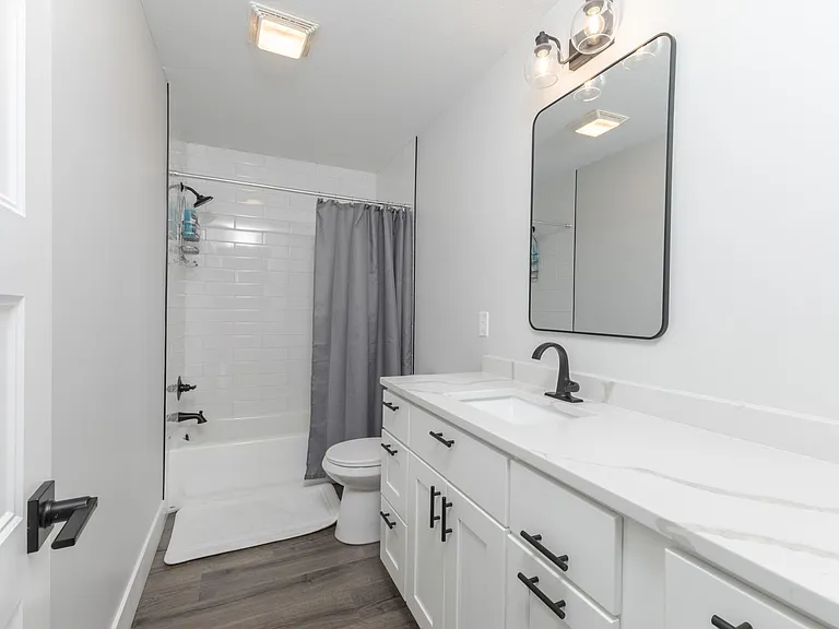 3020 Grey Hawk Dr — Photo 3