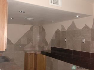 6611 Silverstream Ave, Las Vegas, NV 89107