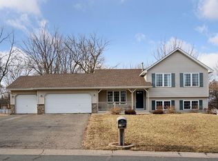 8041 Ravenrock Rd, Rockford, MN 55373