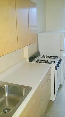 Rented by Alma Realty Corp. | media 2