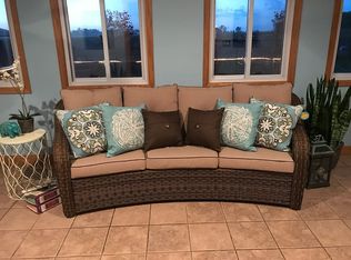 9413 E 3000n Rd, Momence, IL 60954