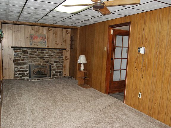 LR with Hallway to Basement,
Back Porch & Laundry Rm.