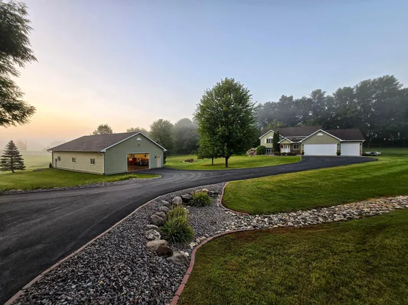 1445 Highway 25 SE, Buffalo, MN 55313