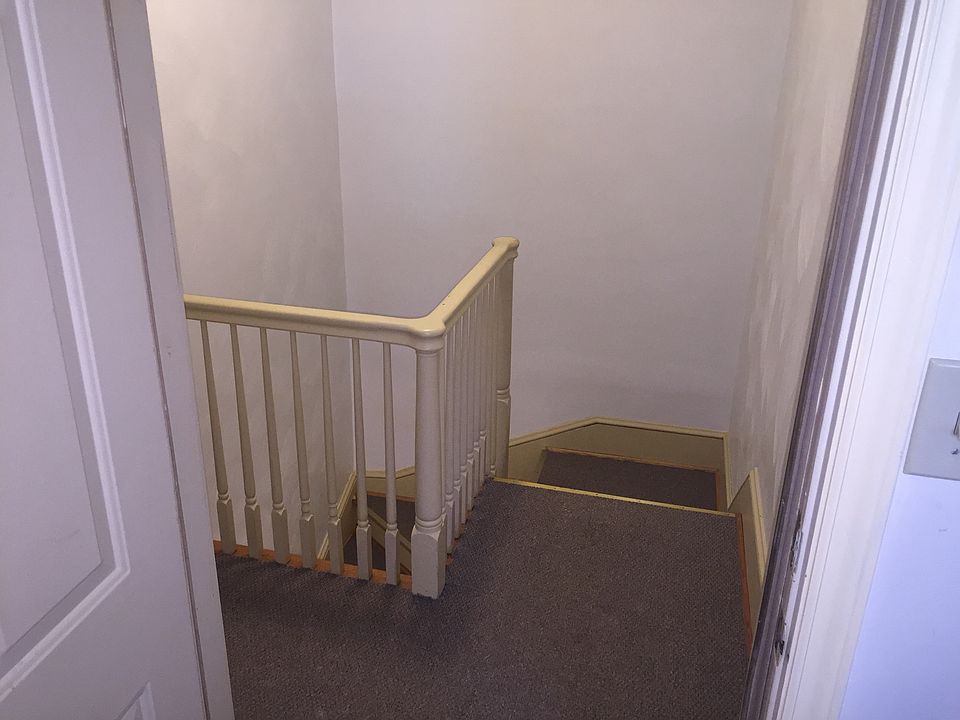 Inside exit/entry for Unit C & D