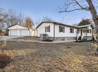9475 Sugar Tree Dr, Bon Aqua, TN 37025