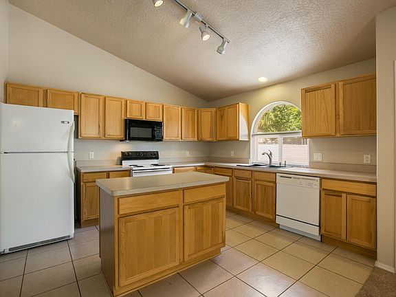 4th image of 7515 Staunton Pl NW