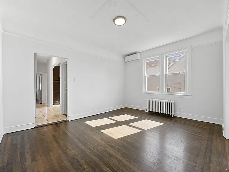 3268 Middletown Rd #1 — Photo 3