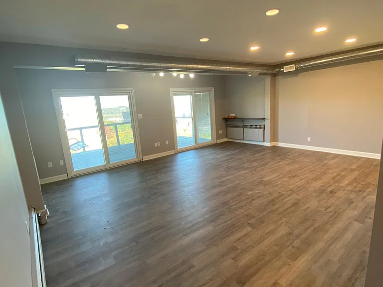 428 William St #1 — Photo 10
