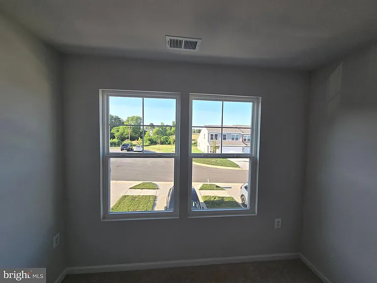 33 Apollo Rd — Photo 44