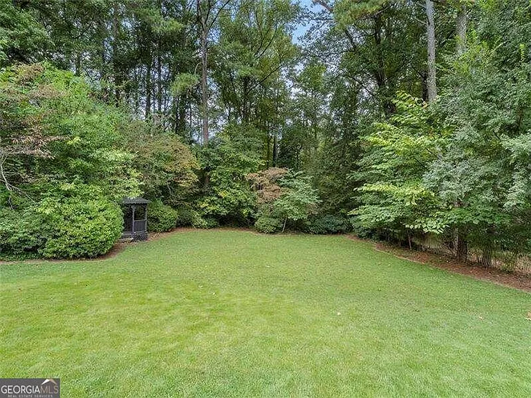 1914 McJenkin Dr NE — Photo 25