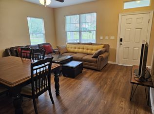 528 Grafton St, La Marque, TX 77568