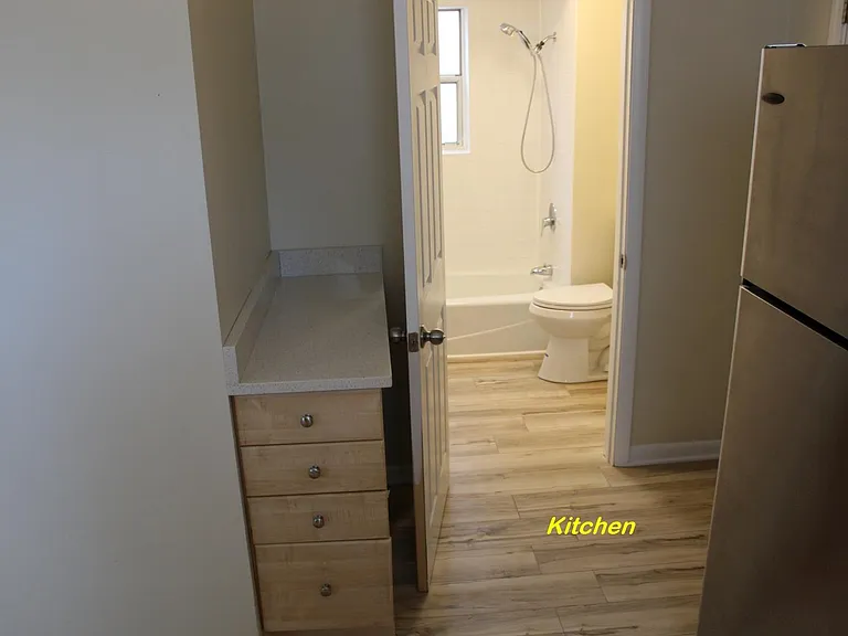 527 N Marshfield Ave #1R — Photo 9