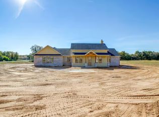201 Kilkenny Rd, Poolville, TX 76487