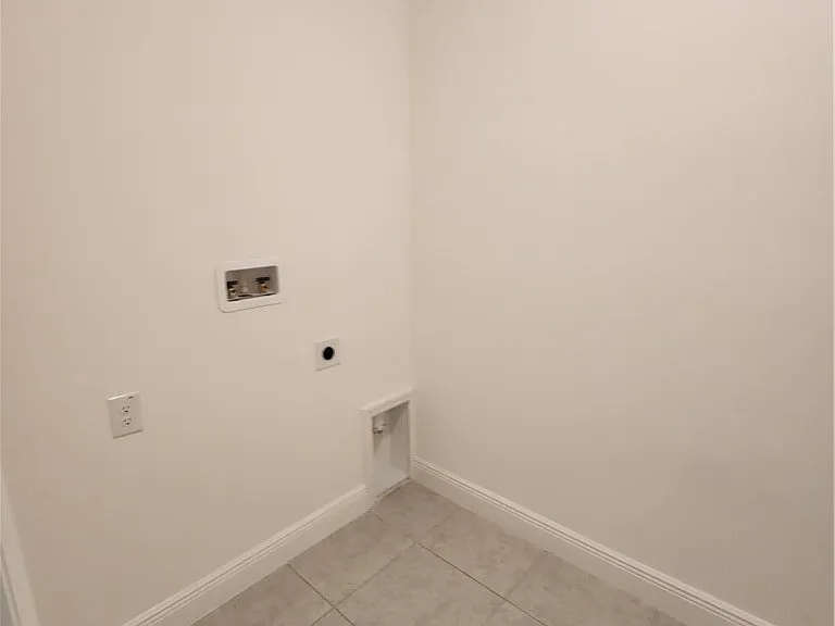 88 Linder Dr — Photo 26