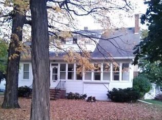 238 N Mill St, Seymour, WI 54165