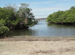 21 Boots Point Rd, Terra Ceia, FL 34250