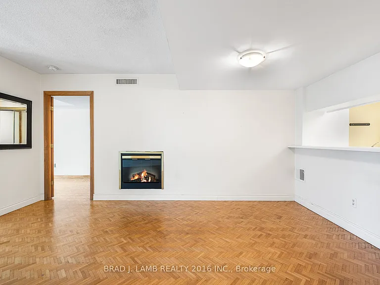 1001 Bay St #2709 — Photo 5