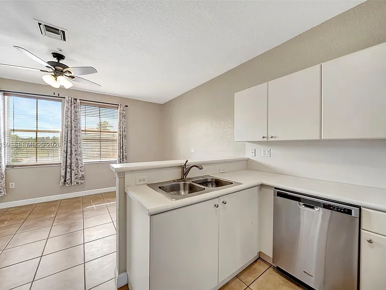 4361 SW 160th Ave #208 — Photo 10
