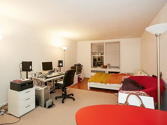 3rd image of 30-44 29th St #4-D