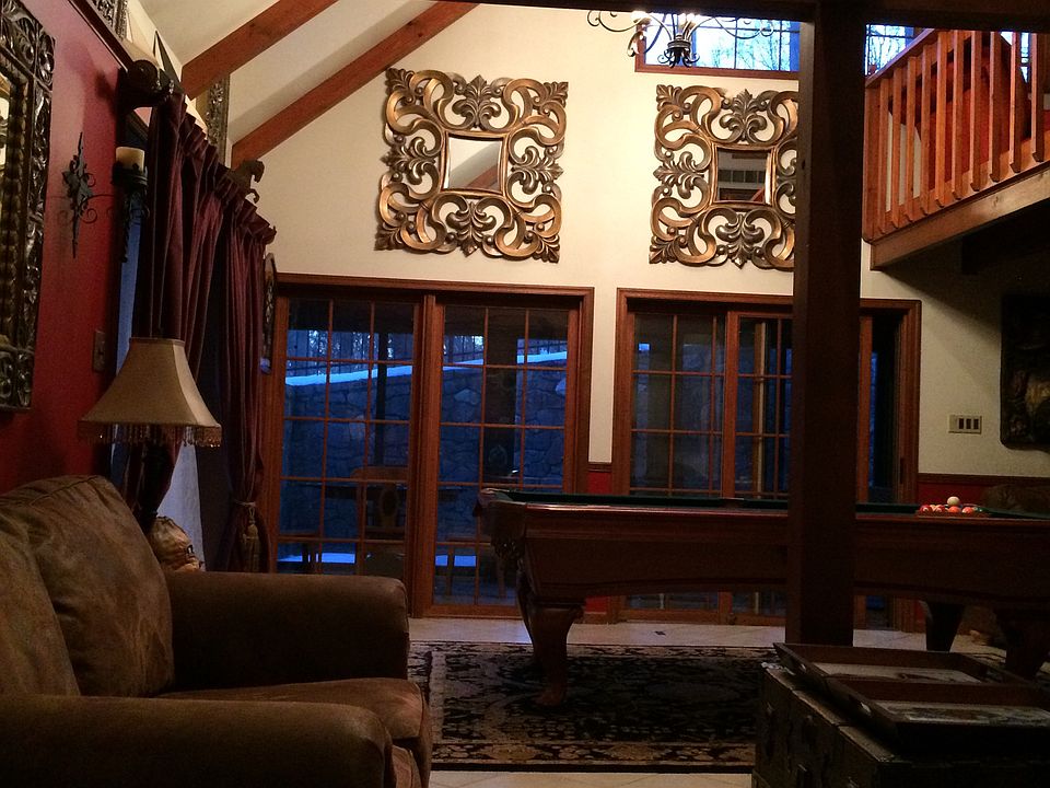 2nd image of 840 Bristol Rd
