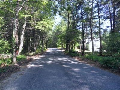 4 Yew St, Douglas, MA, 01516