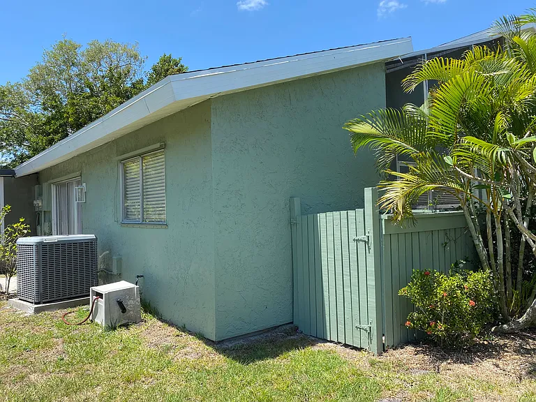 1781 SE Linpark Ct — Photo 62