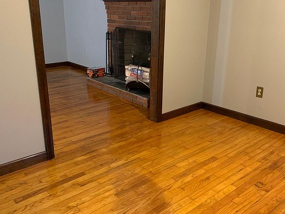 5th image of 109 Oxford St #109