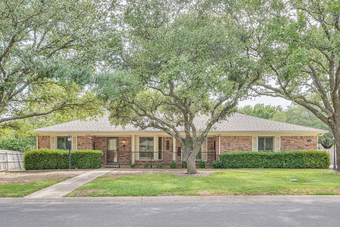 1106 Berkley Dr, Cleburne, TX 76033 Zillow