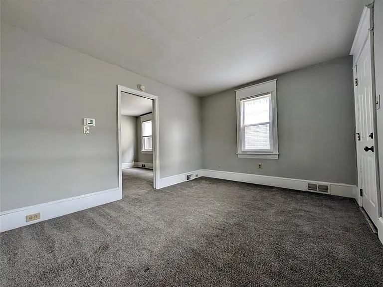 1083 Main St #1 — Photo 15