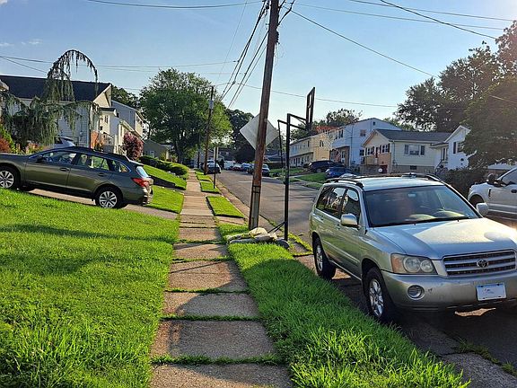 5th image of 1214 Hall Ave