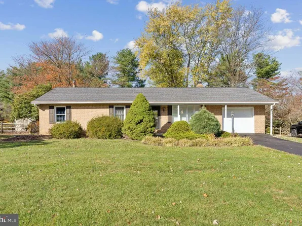 904 Lucabaugh Mill Rd, Westminster, MD 21157