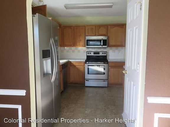 3rd image of 1515 Quarry Dr