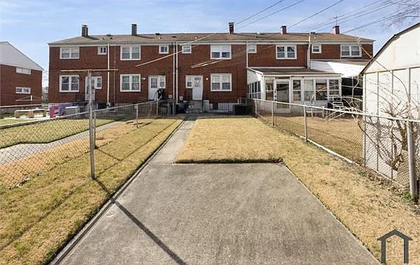 4 bed, 1440 sqft, $3,000 — Photo 2