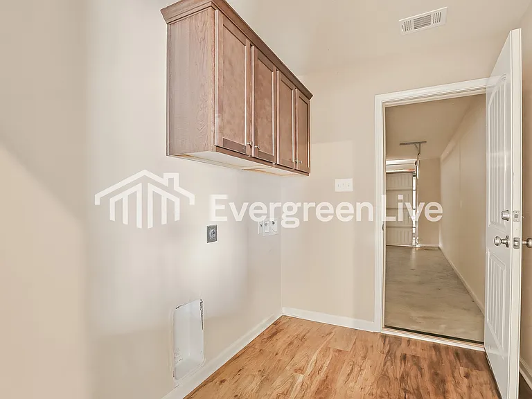 5391 Heritage Valley Dr — Photo 13