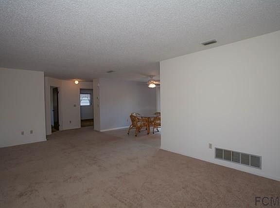 3rd image of 61 Blakeport Ln