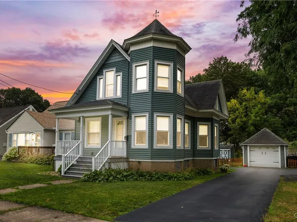 241 Thieme Pl, Utica, NY 13502