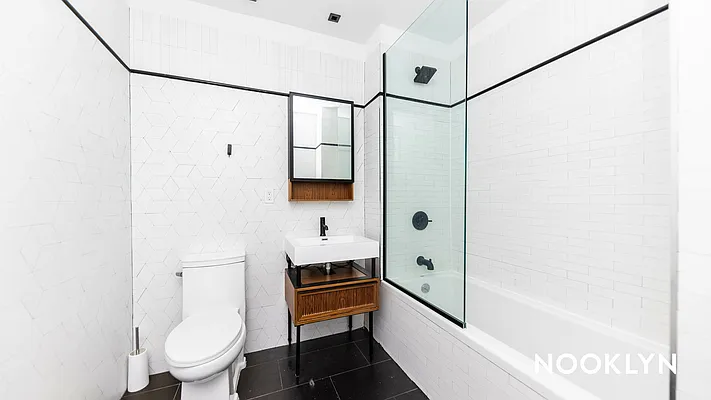 Rented by Nooklyn NYC LLC | media 135
