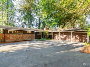 840 NE 195th St, Seattle, WA