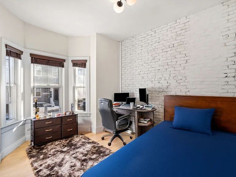 308 Saratoga St #1 — Photo 7