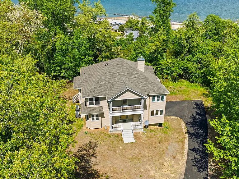 5116 Shore Dr — Photo 28