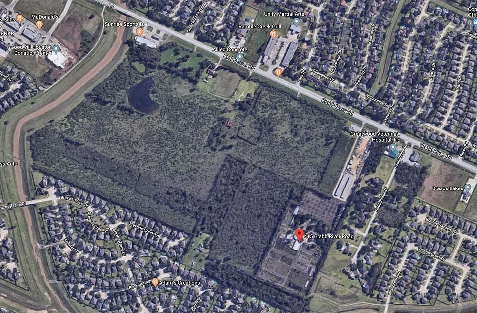1st image of 415 Crabb River Rd