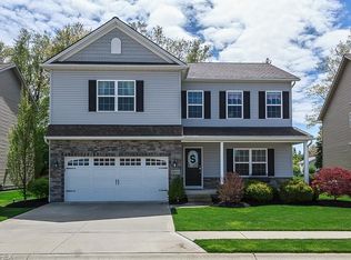 39000 Arcadia Cir, Willoughby, OH 44094
