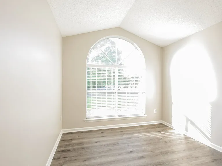 4201 Swan Sea Ct — Photo 13